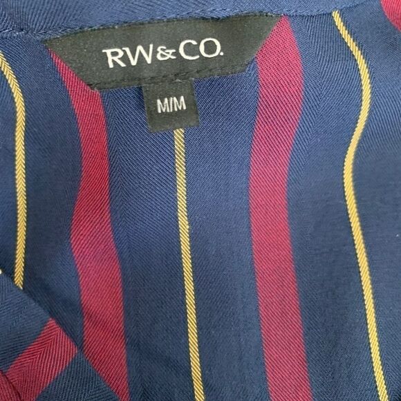 Rw&co Crossover Blouse - Picture 5 of 9